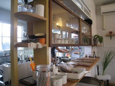 スパイスcafe ホチホチ カウンターとキッチン